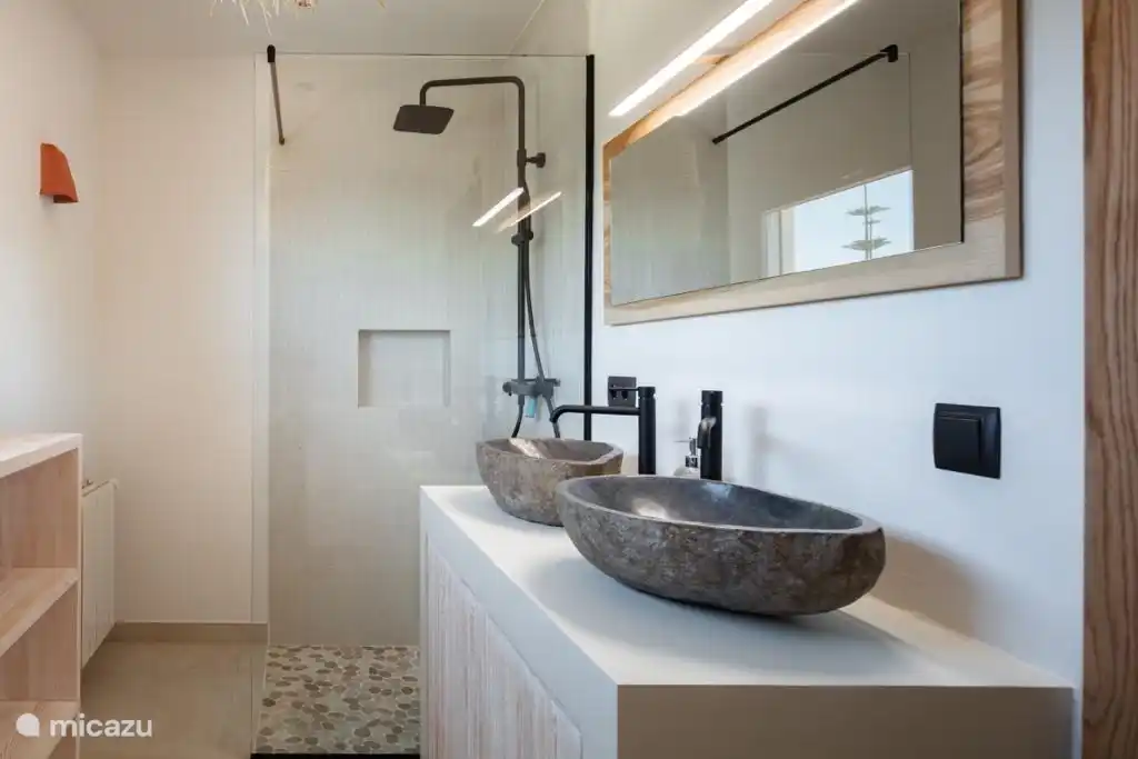 Badezimmer im Erdgeschoss