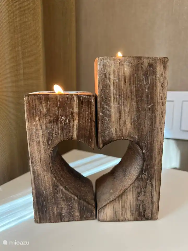 Attraktive Dekoration im ganzen Haus.