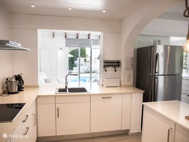 Villa Alegria Moraira huren in Spanje, Costa Blanca, Benissa - villa De keuken is van alle gemakken voorzien