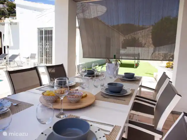 Villa Alegria Moraira huren in Spanje, Costa Blanca, Benissa - villa Gezellig eten met het hele gezelschap