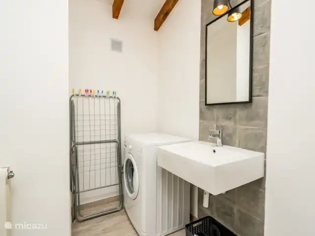 Villa Miramar Benissa | Espagne, Costa Blanca, Benissa - villa Salle de bain avec lave-linge, WC et lavabo