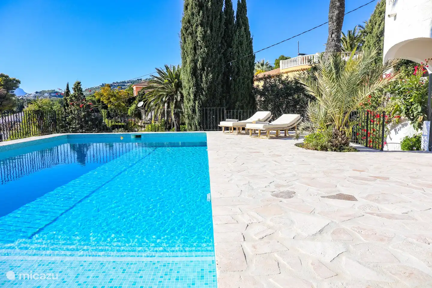 Das Schwimmbad von Casa Pinada