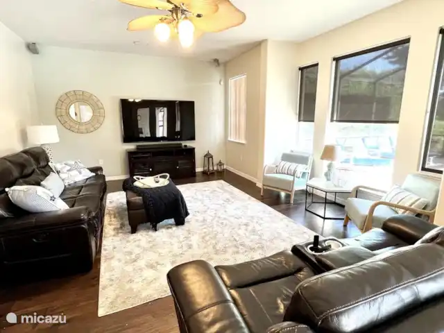 Piscina increíble y cerca de Disney. en Estados Unidos, Florida, Davenport - villa sala de estar