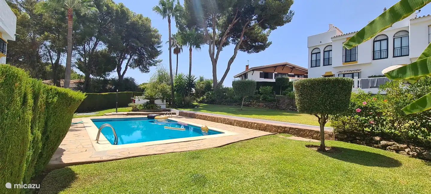 Casa La Fuente Nueve in Spanien, Andalusien, Calahonda - Reihenhaus