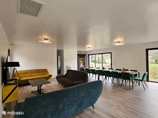 Perronniere huren in Frankrijk, Lot, Saint-Cirq-Lapopie - vakantiehuis De ruime living
