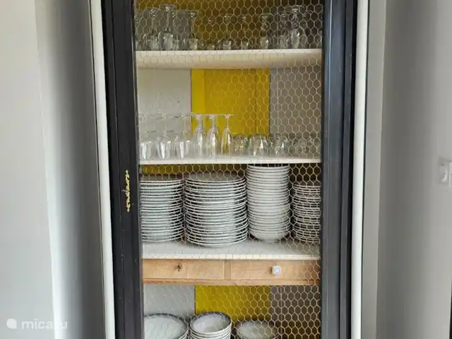 Perronniere huren in Frankrijk, Lot, Saint-Cirq-Lapopie - vakantiehuis De servieskast