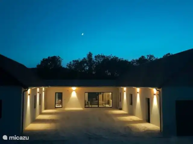 Perronniere huren in Frankrijk, Lot, Saint-Cirq-Lapopie - vakantiehuis Een gezellig patio