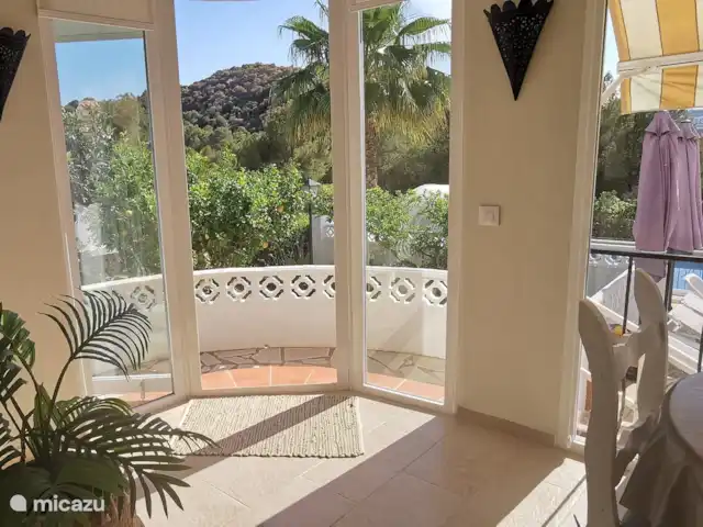 Casa Mar y Sol en España, Costa Blanca, Moraira - villa ¡La sala de estar es agradable y luminosa!