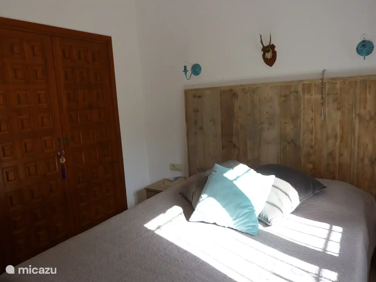 Chambre avec lit double