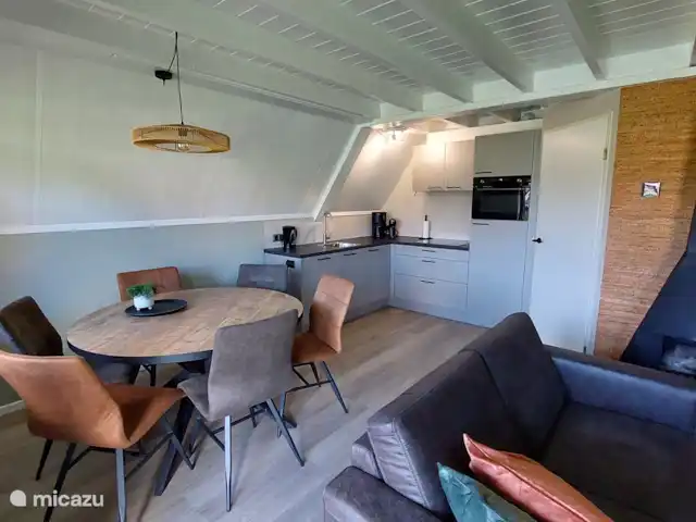 Huuske de Gramsberg en Países Bajos, Overijssel, Gramsbergen - casa vacacional Nueva cocina con electrodomésticos nuevos.