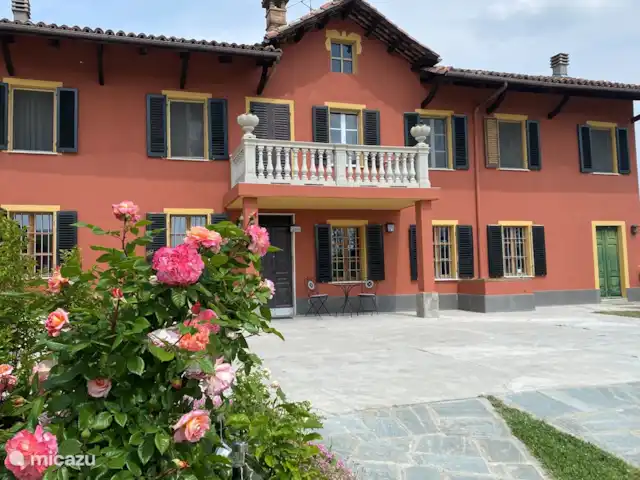 Biamics en Italia, Piamonte, Mombercelli - casa vacacional Biamics en Italia, Piamonte, Mombercelli - casa vacacional