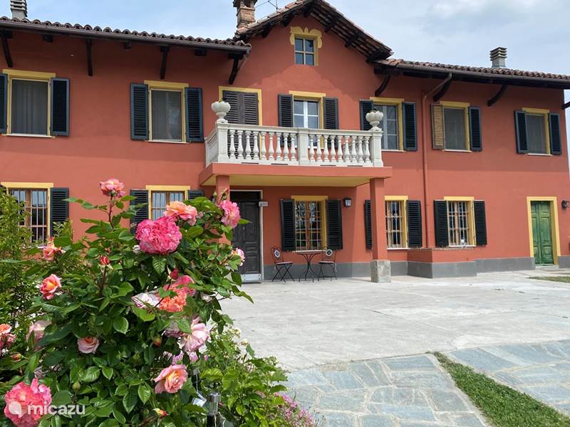 Holiday home in Italy, Piedmont, Mombercelli Holiday house BIAMICI