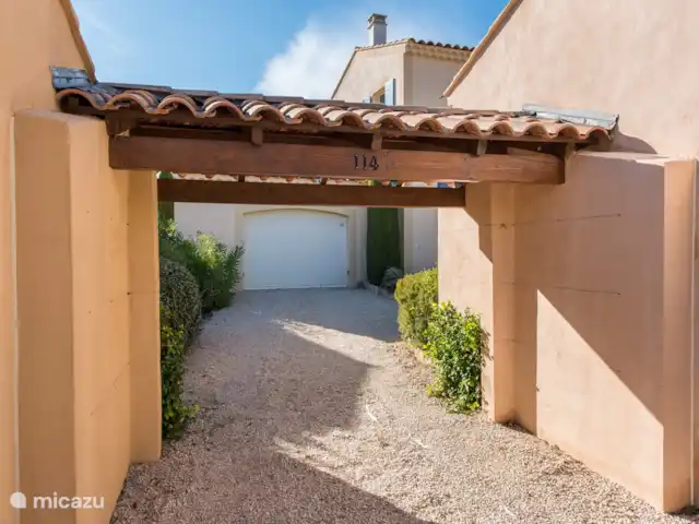 Villa Rêves de Sorgues | France, Vaucluse, Saumane-de-Vaucluse - villa