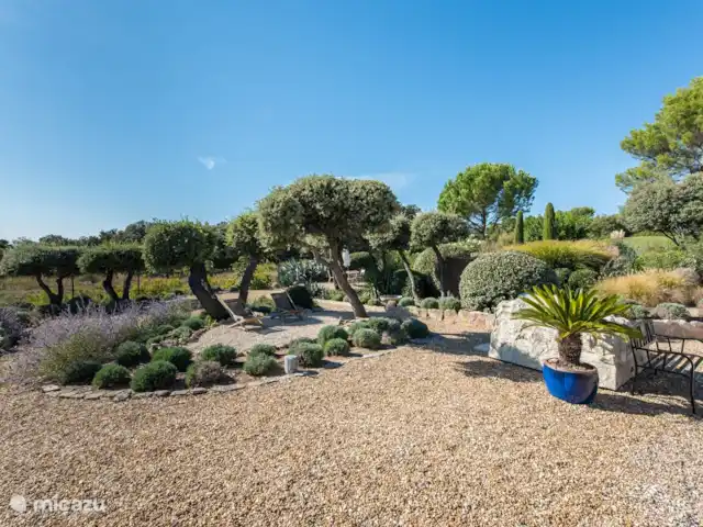 Villa Rêves de Sorgues | France, Vaucluse, Saumane-de-Vaucluse - villa