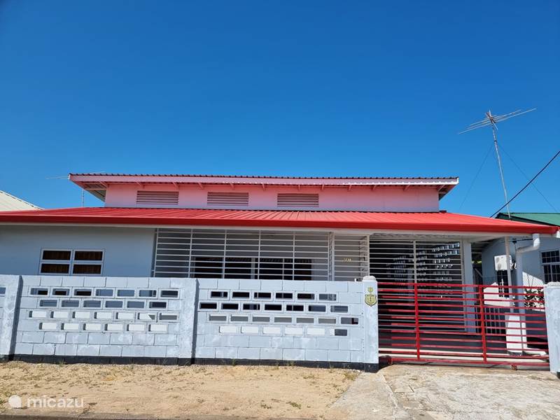 Vakantiehuis Suriname, Paramaribo, Paramaribo Vakantiehuis Luxe woning in Paramaribo Zuid