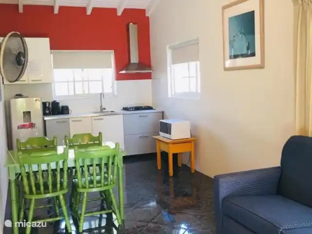 appartement huren in Aruba, Paradera, Paradera – La Felicidad Aruba- Sonrisa Di Aruba eetkamer en keuken