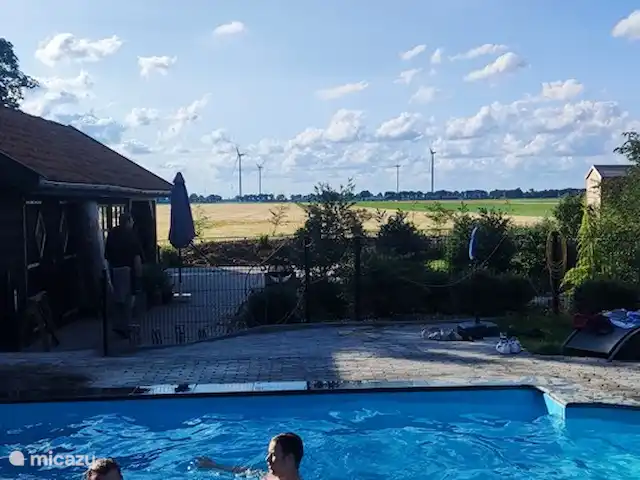 Ferme Manoir Exloermond | Pays-Bas, Drenthe, Deuxième Exloërmond - ferme Vue sur prés et grange