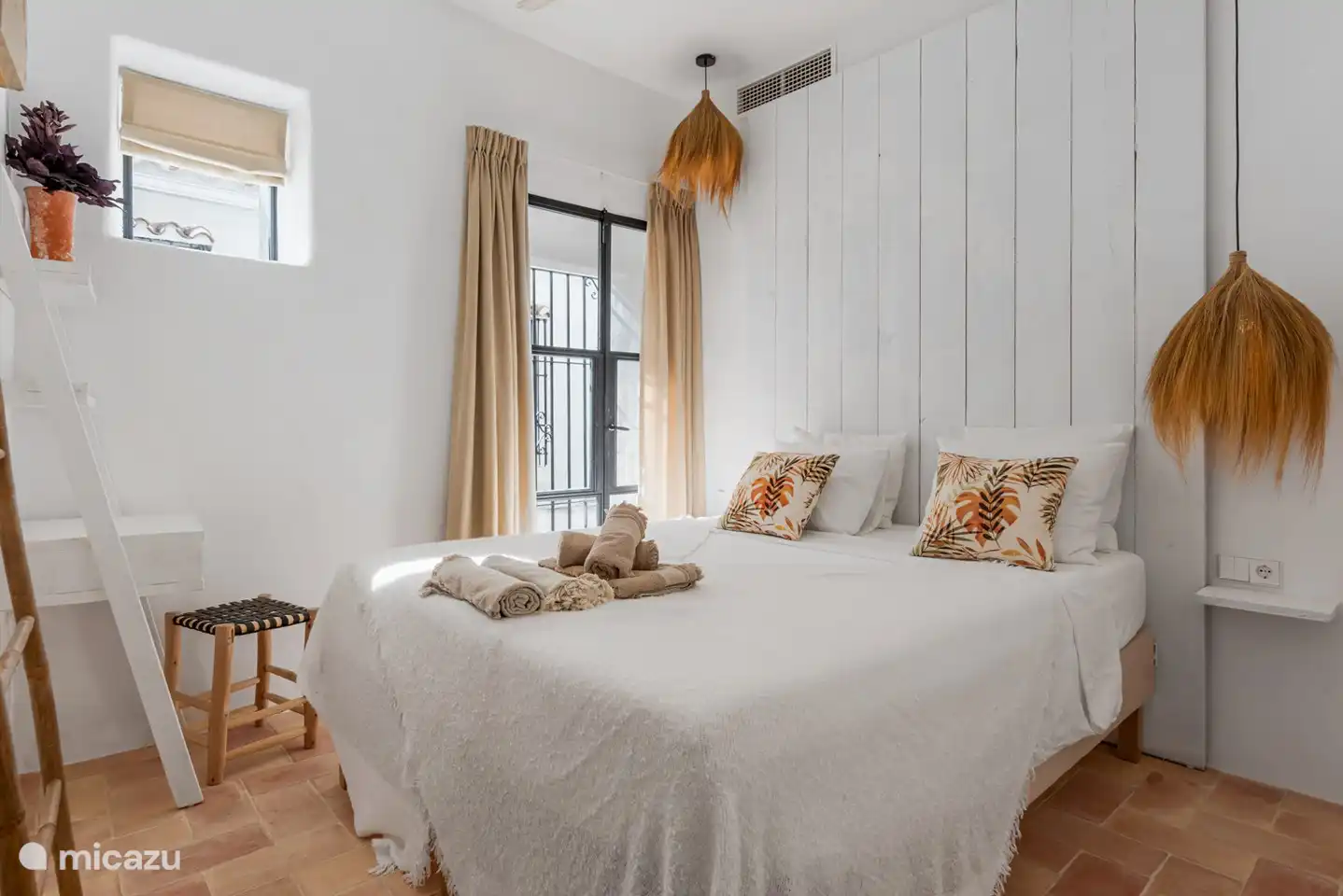 Schlafzimmer 2 mit französischem Balkon