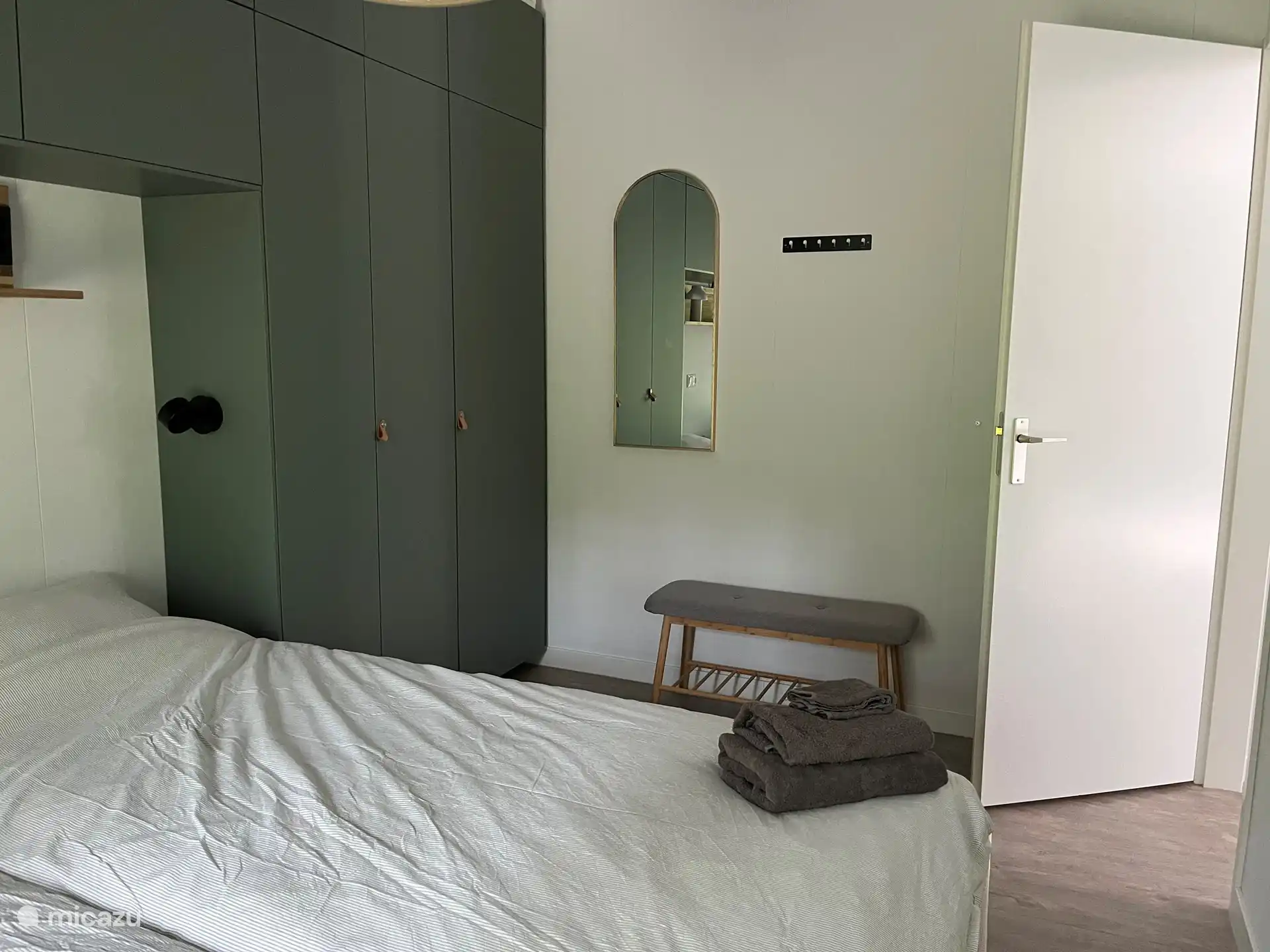 Geräumiges Schlafzimmer