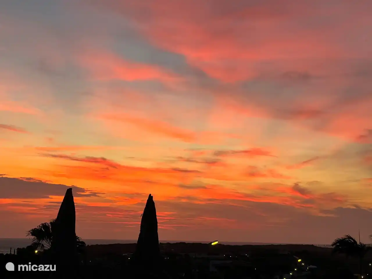 Ein weiterer wundervoller Abend mit der untergehenden Sonne von der Veranda