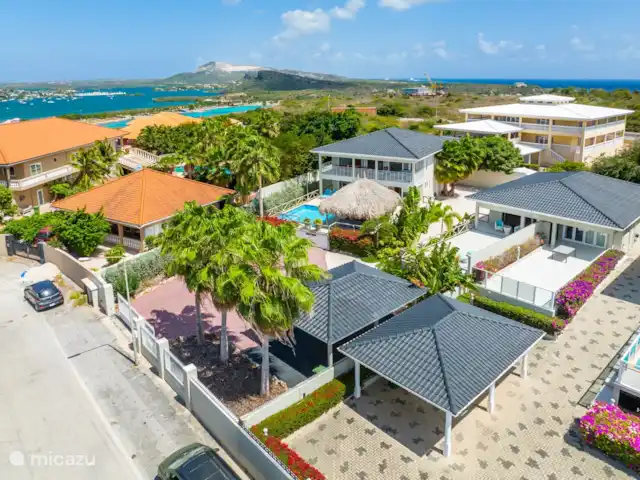 Villa Bunita Bista (Mooi uitzicht) huren in Curaçao, Banda Ariba (oost), Jan Thiel - villa De villa ligt op loopafstand van het Spaanse Water en de zee