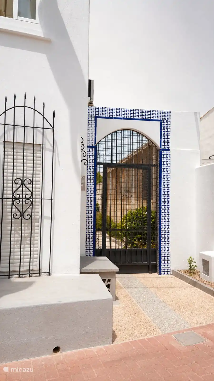 Entrée de la piscine