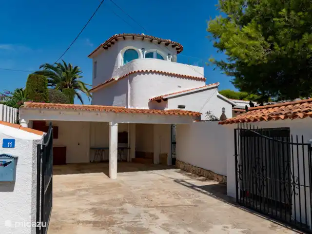 Casa Elefante huren in Spanje, Costa Blanca, Benissa - villa Entree met carport voor 2 voertuigen