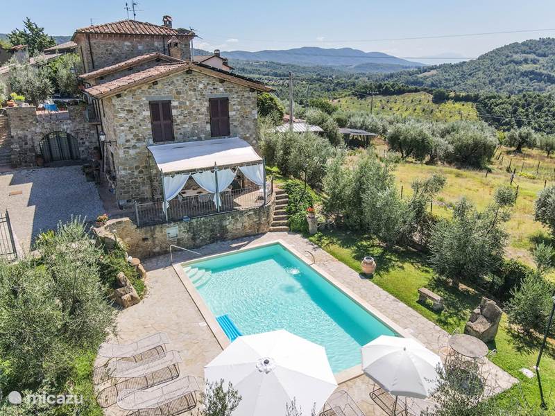 Vakantiehuis Italië, Umbrië, Castelleone Villa Todi - huis met privé zwembad