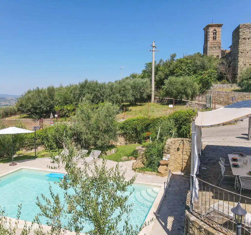 Todi - huis met privé zwembad