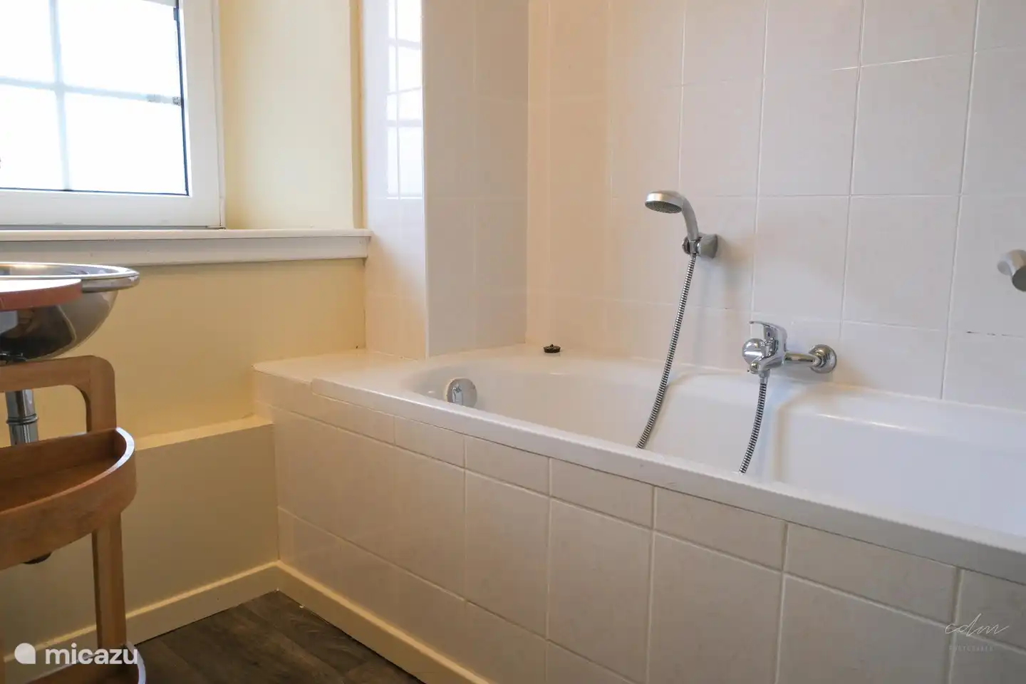 Badezimmer mit Badewanne