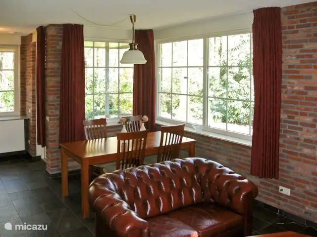 El cárabo en Países Bajos, Overijssel, Ootmarsum - bungaló Zona de asientos