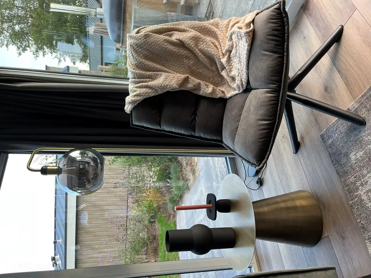 Joli fauteuil relaxant