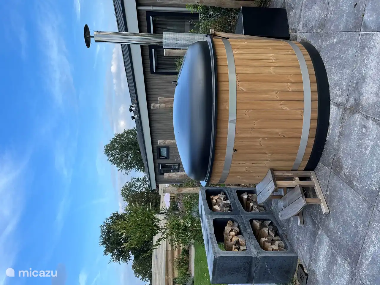 Le spa au feu de bois