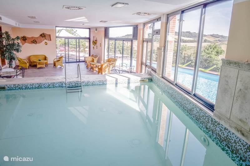 Vakantiehuis Italië, Umbrië, Collepepe Villa Villa met 2 zwembaden voor 25 pers.