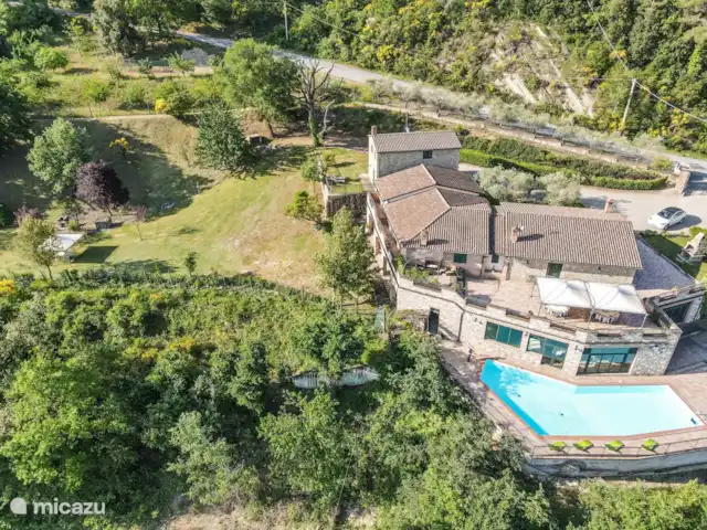Villa avec 2 piscines pour 25 personnes. | Italie, Ombrie, Collepepe - villa