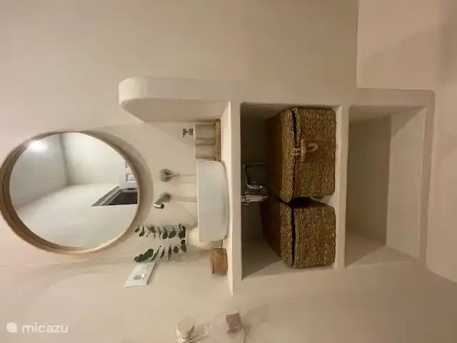 Salle de bain partagée 