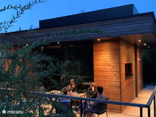 Location de Vacances Belgique, Ardennes, Durbuy, cabane en bois / lodge - Cube Sauvage Durbuy Terrasse de nuit
