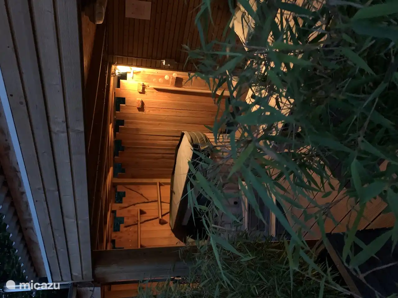 Bain à remous la nuit