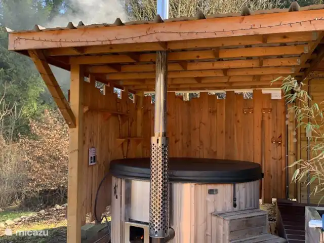 Location de Vacances Belgique, Ardennes, Durbuy, cabane en bois / lodge - Cube Sauvage Durbuy Jacuzzi