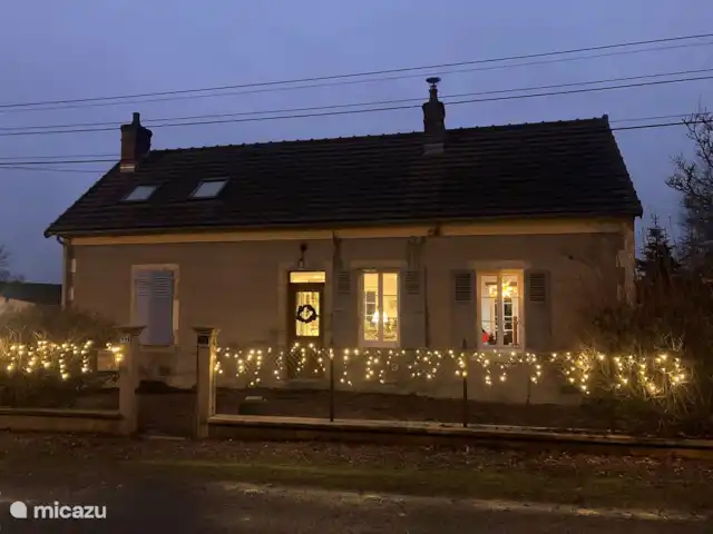 Location de Vacances France, Nièvre, Verneuil, gîte / cottage - Tonnerre de Brest Noël