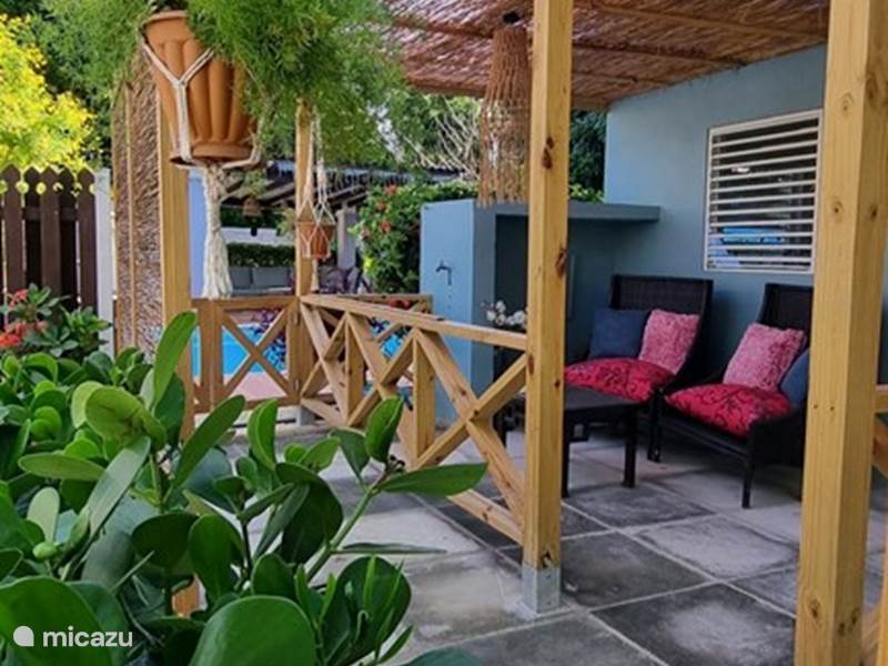 Vakantiehuis Curaçao, Curacao-Midden, Willemstad Appartement Kasita Baibini Blue Twin Poolside