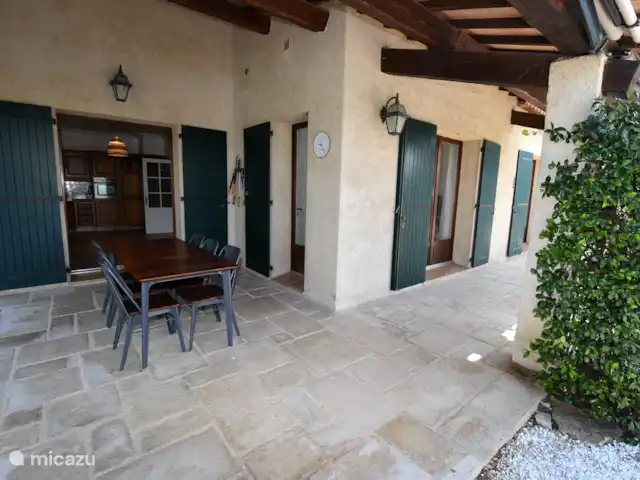 Haute Vue-villa huren in Frankrijk, Var, Montauroux - villa Schaduwrijke veranda