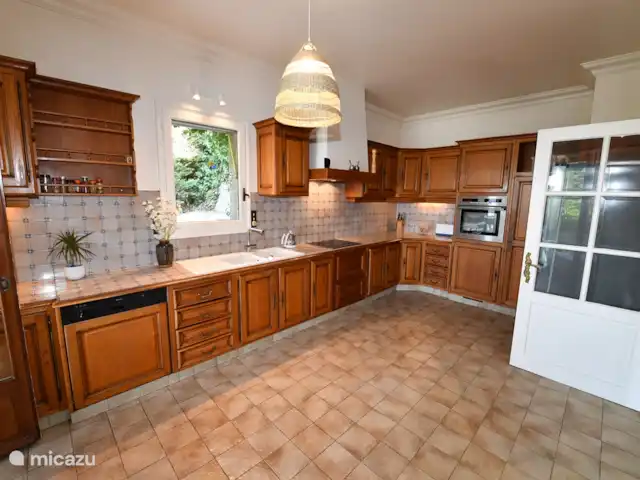 Haute Vue-villa huren in Frankrijk, Var, Montauroux - villa Traditionele Provençaalse keuken