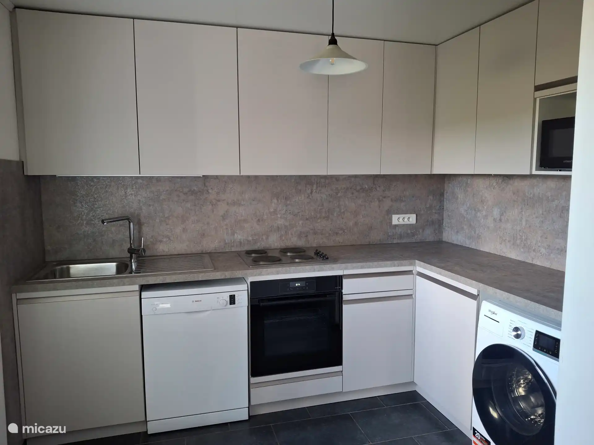 Nieuwe keuken geplaatst voorjaar 2026