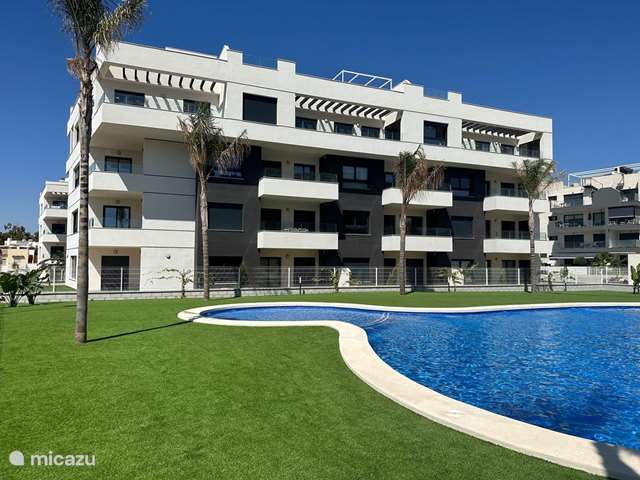 Casa vacacional España, Costa Blanca, San Miguel de Salinas - apartamento Valentino Golf 33 vista jardín piscina