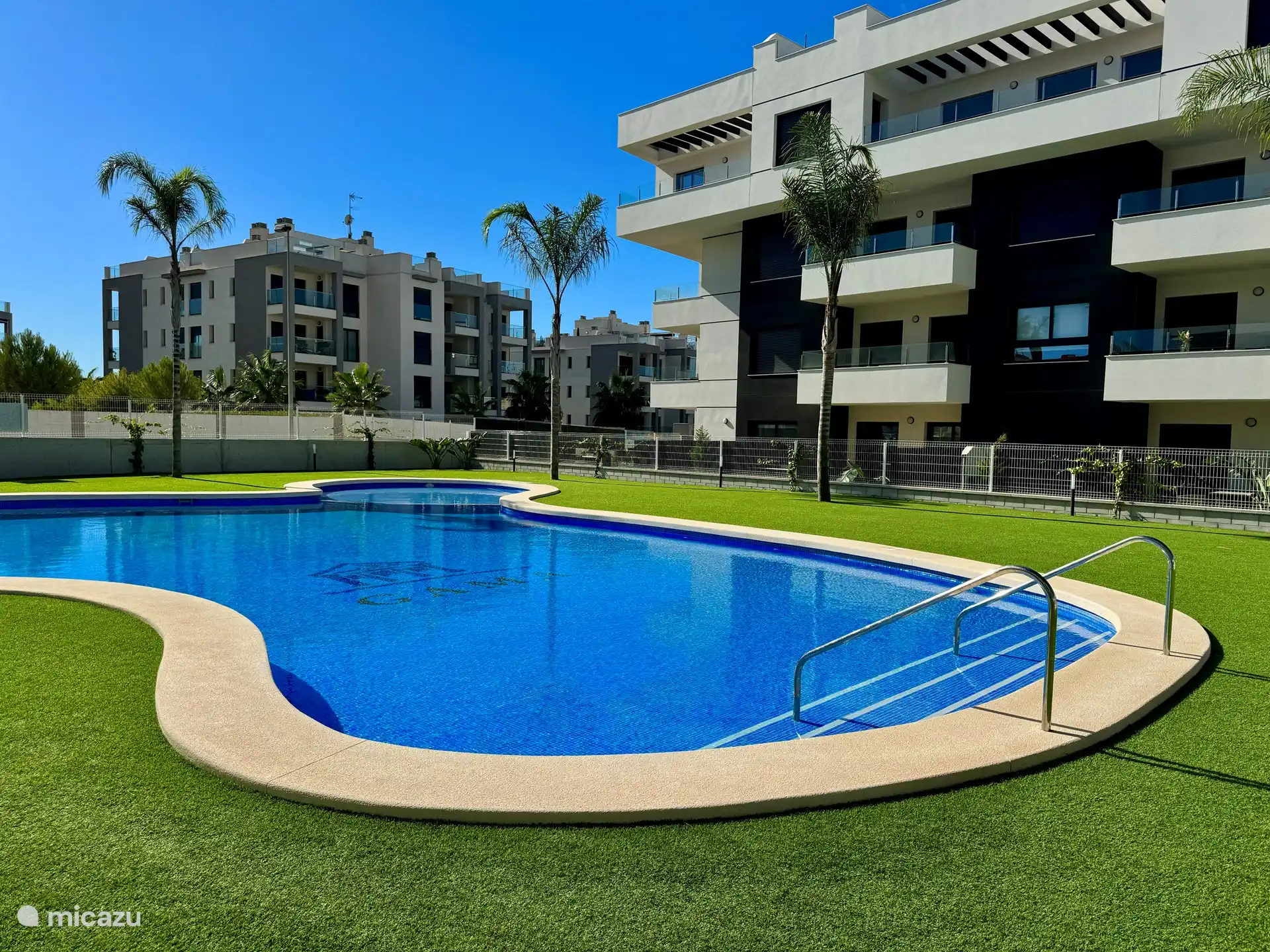 Sol, mar y playa, España, Costa Blanca, Orihuela Costa, apartamento Valentino Golf 33 vista jardín piscina