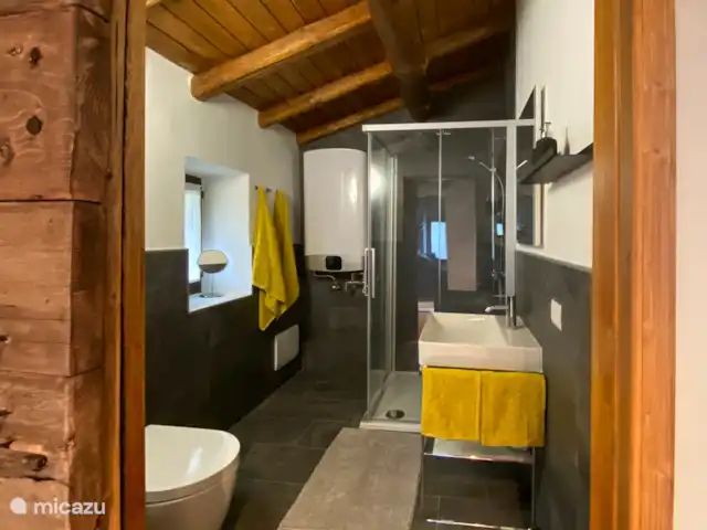 Appartement Casa Alba | Italie, Lac de Côme, Livo - appartement La salle de bain