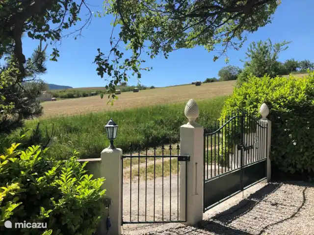 Piscine chauffée 'Le Veyou' et climatisation | France, Drôme, Beaufort-sur-Gervanne - maison de vacances