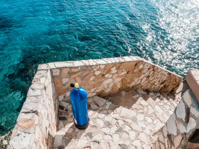 Oceanfront Home en Bonaire, Bonaire, Sabadeco - villa Las escaleras hacia el agua.