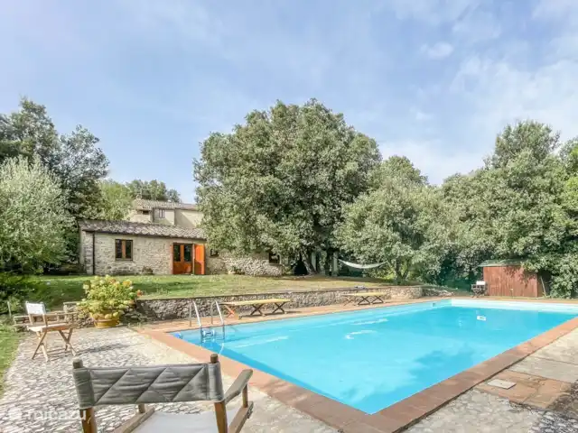 Location de Vacances Italie, Ombrie, Collicello, villa - Maison avec piscine privée, 100% intimité Location de Vacances Italie, Ombrie, Collicello, villa - Maison avec piscine privée, 100% intimité